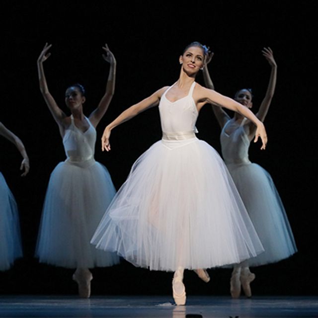 World-Class Houston Ballet Dancers to Perform on The Pavilion Main Stage May 4